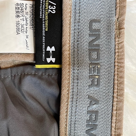 SOLD 🚫 Under armour golf pants 34x32 - Picture 9 of 13